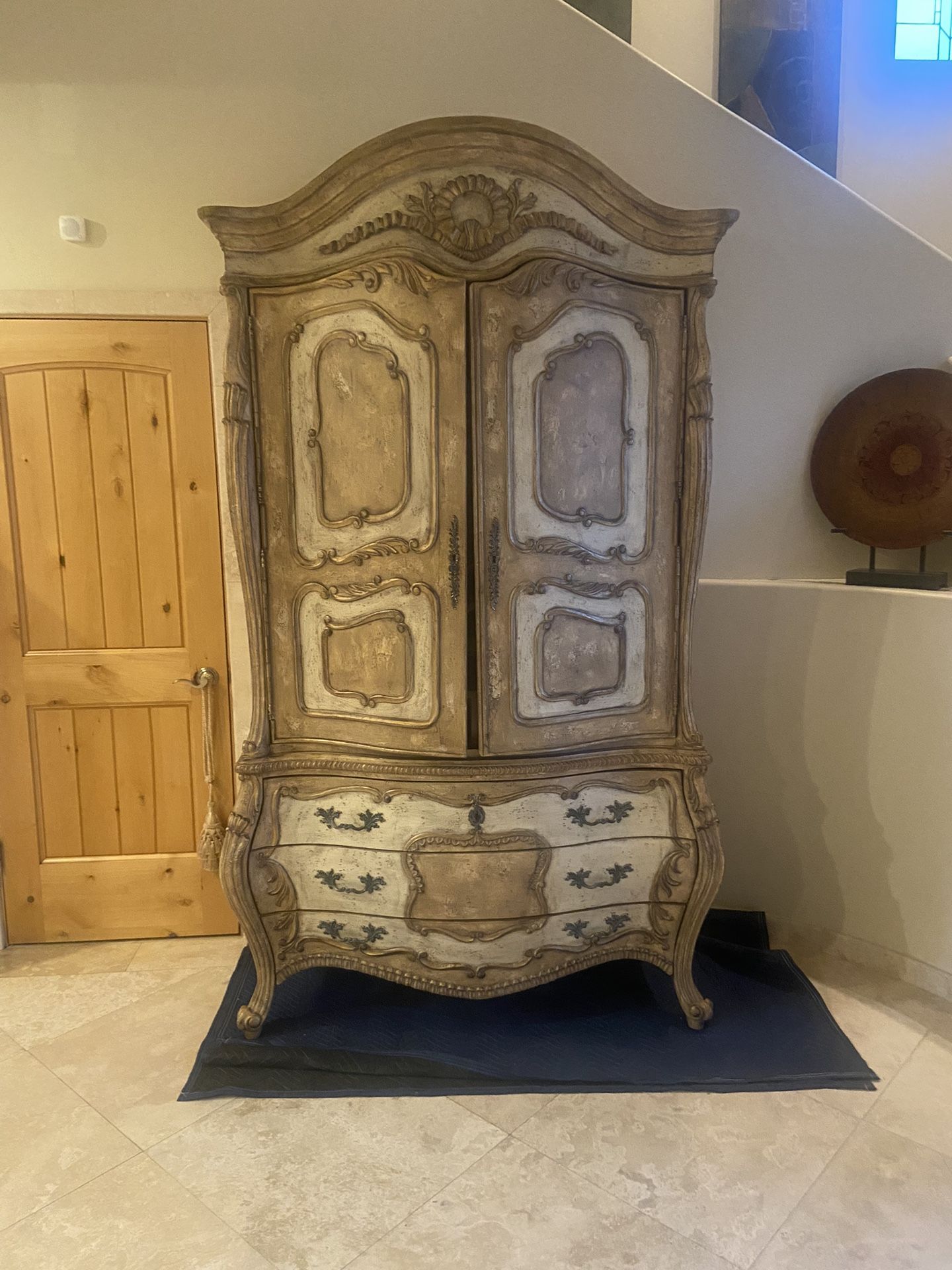 Armoire