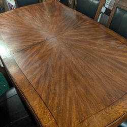 Dining Room Table 