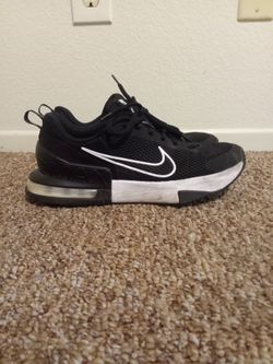 Nike Air Max Alpha Trainer Sneakers