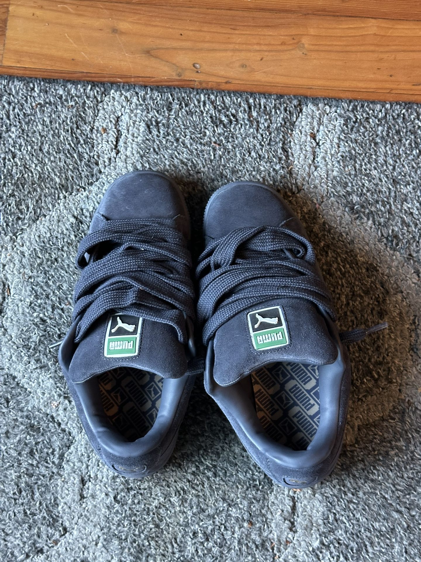Puma Sneakers