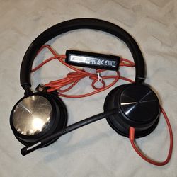 Plantronics Headphones 