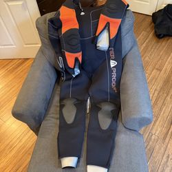 7mm Wetsuit XL