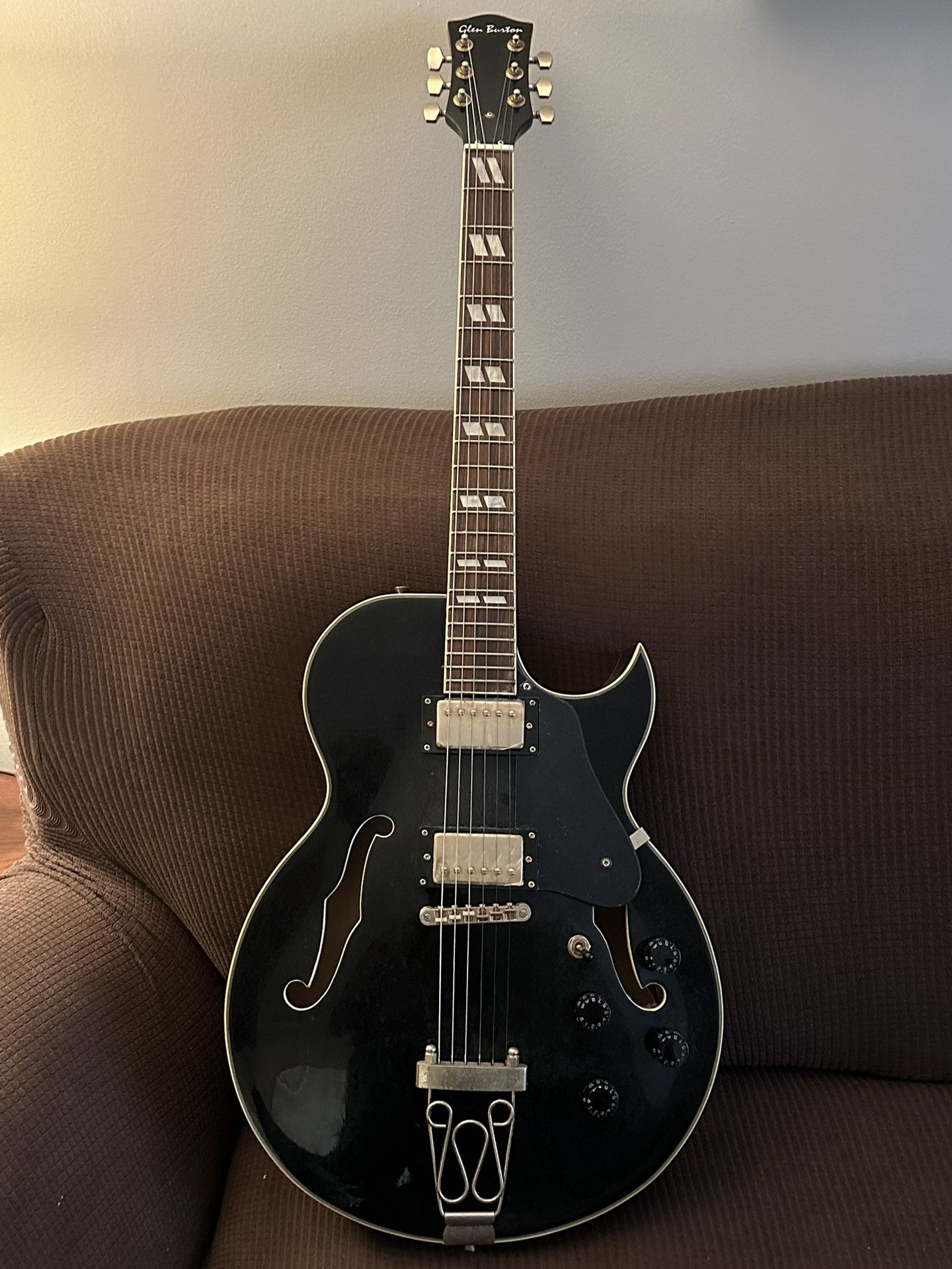 Glen Burton Six String hollow body electric guitar GE77, Chicago ES175 Style. In ebony W/Gold hardware & Reverb