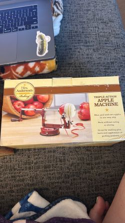 Apple slicer / peeler brand new