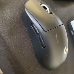 Logitech Super light ( Has A Crack)
