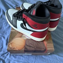 Jordan 1 Chicago 