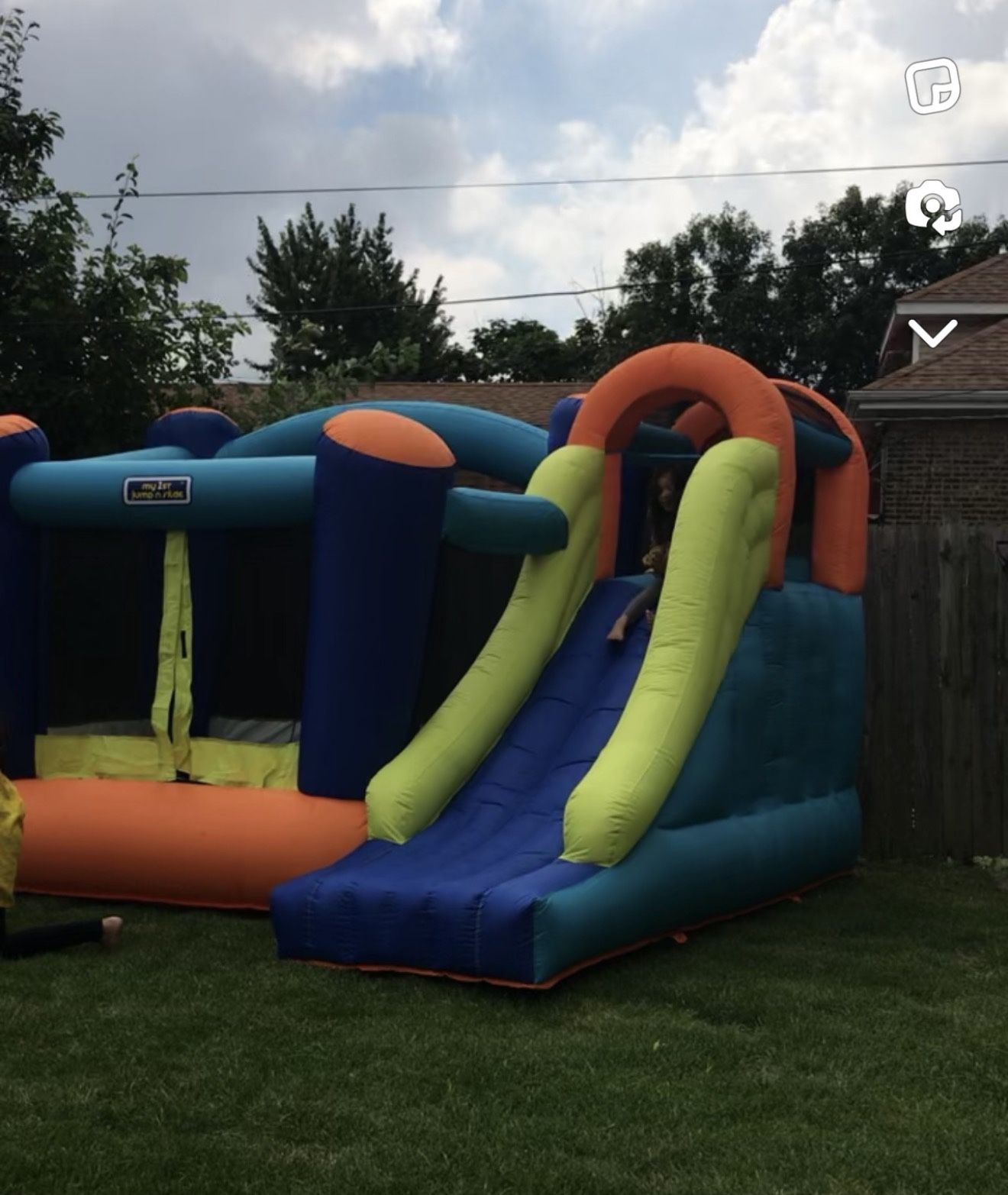 Bounce House With Slide