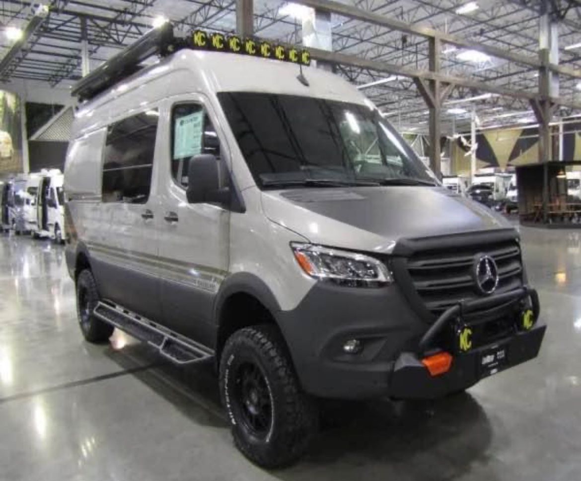 2024 STORYTELLER OVERLAND BEAST MODE -AWD