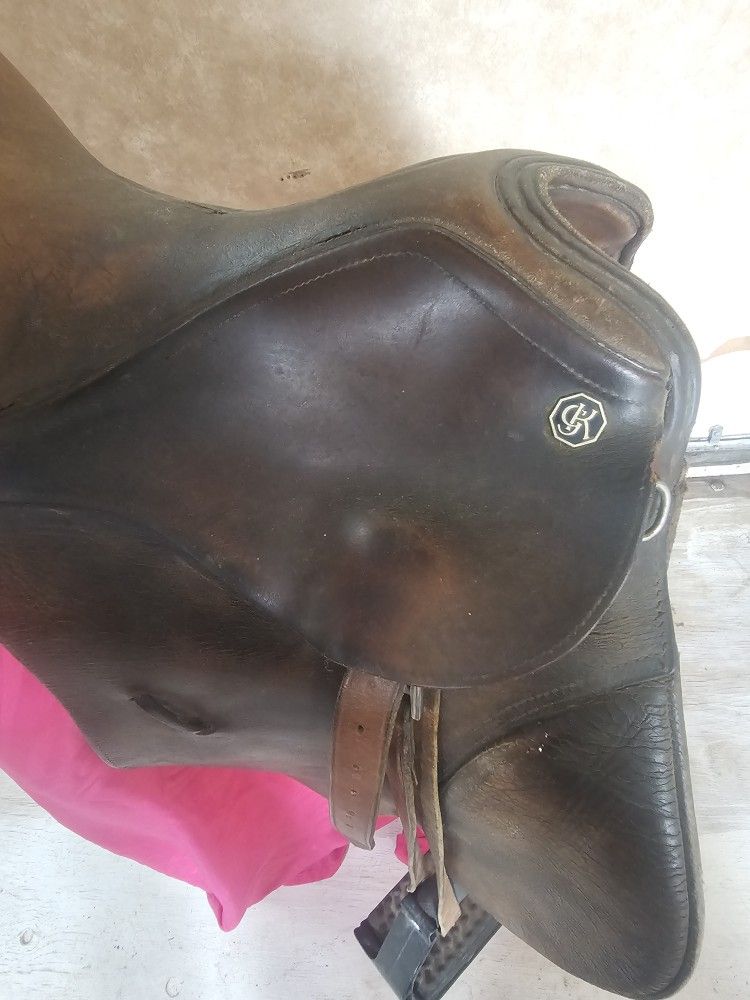 Gk Saddle