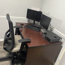 Computer Desk With Chair