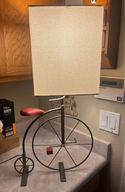 Old Fashioned Bicycle Lamp