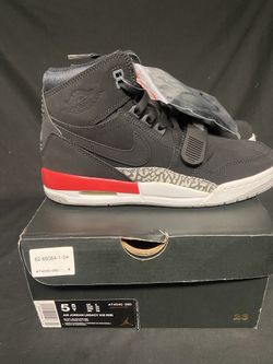 Jordan Legacy 312 Youth Size 5.5 Nuevos 