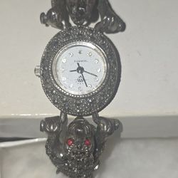 Vintage Jaguar With Ruby Eyes Wrist Watch