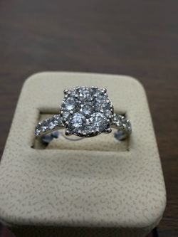 14k Diamond Ring