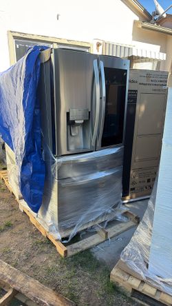 Refrigerador LG InstaView Door-in-Door Smart WiFi — 27.8 p³ Acero Inoxidable (Como Nuevo) 