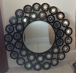 Metal Wall Round Mirror 3x3