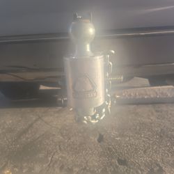 Andersen fully adjustable trailer hitch