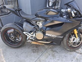 2014 Ducati Course  Super Bike