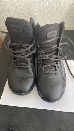 NI KE black shoes