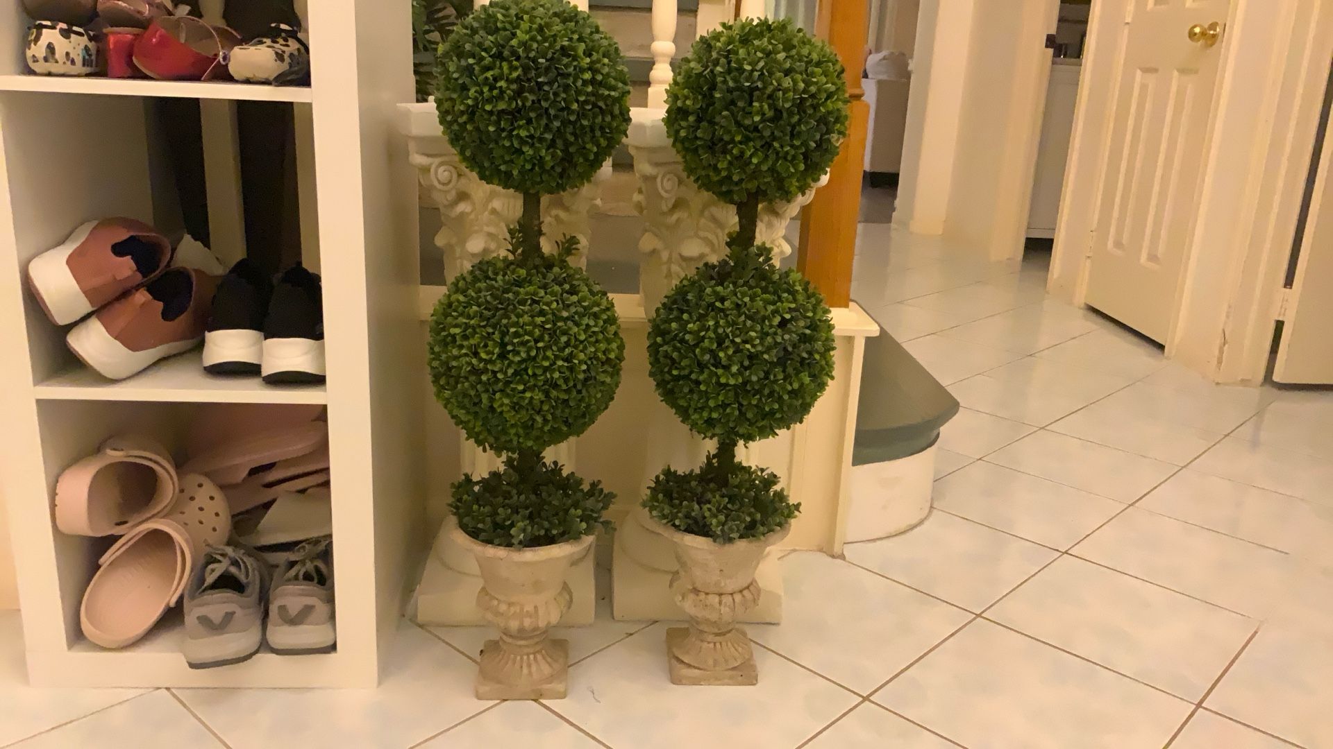 Indoor Faux topiary 