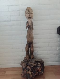 West African oceanic art statue