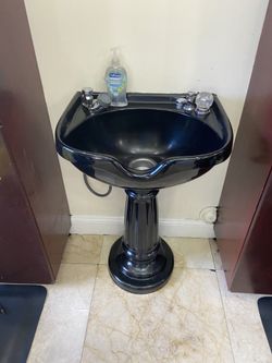 Pedestal Shampoo Bowls 