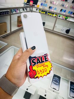 iPhone 16e 128gb cricket only