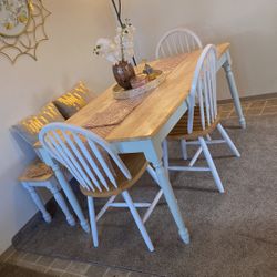 Dinner Table 