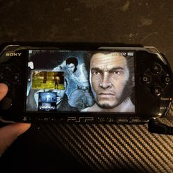 PSP Perfect Condition w/ Charger 