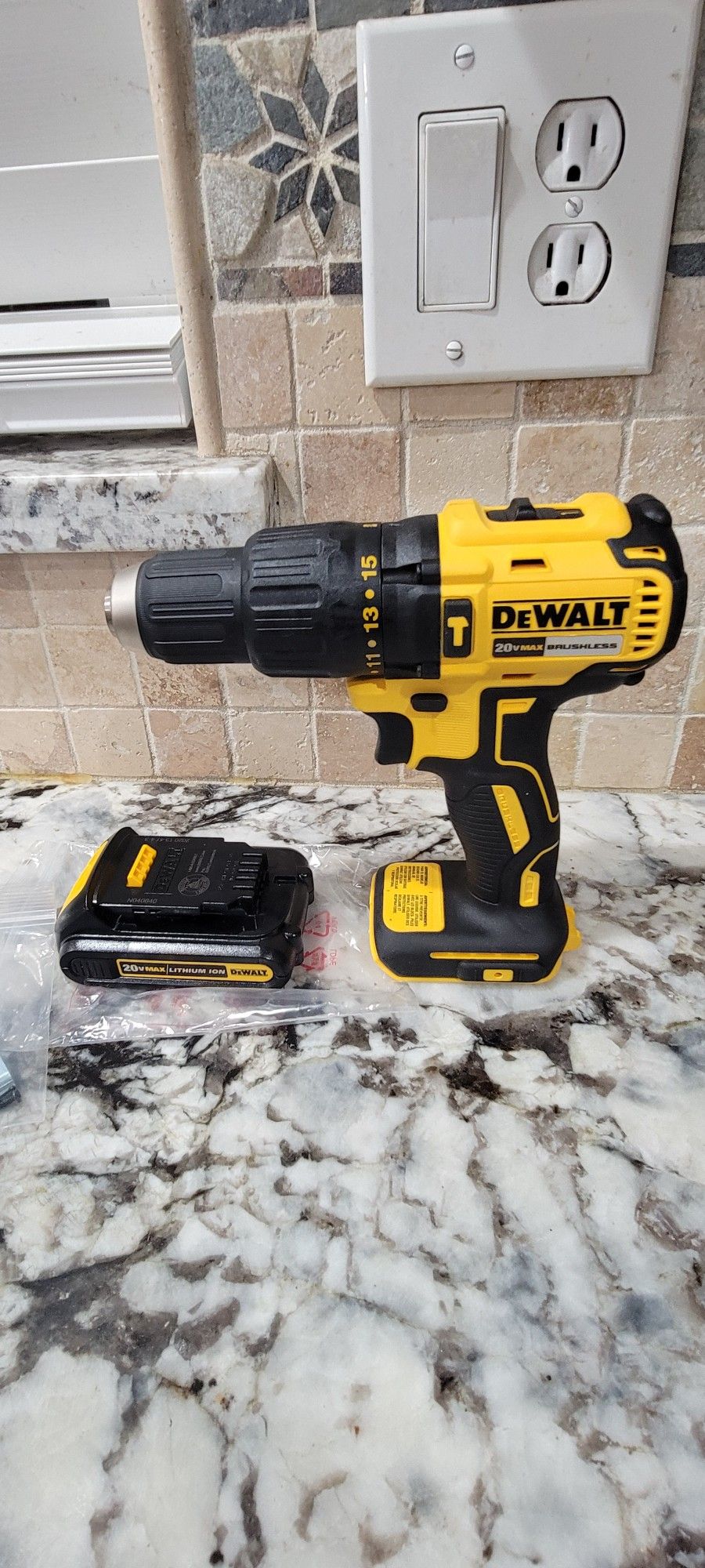 Dewalt Drill With Battery No Charger