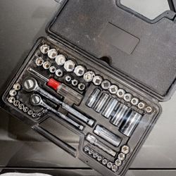 Husky Wrench Set
