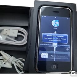 iPhone 3G Cellphone Mobile Phone Apple Box 1st Gen Original 