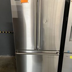 Viking Stainless Steel French Door Refrigerator 4Y0T