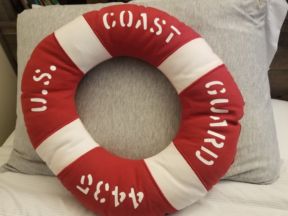 FREE Nautical / Life Preserver Pillow
