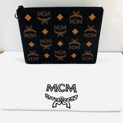 MCM WRISTLET ZIP POUCH  MAXI VISETOS