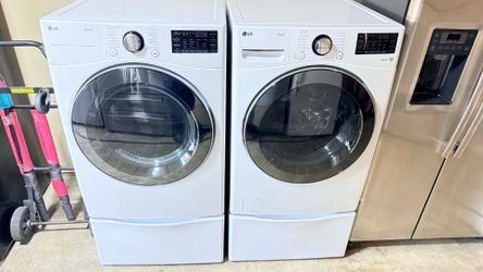 Washer and electric dryer set