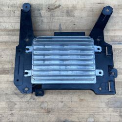 Genuine AUDI A1 Harman Amplifier For Sound System 8Y0035465A DH0(contact info removed)-2023