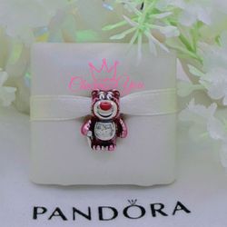 Adorable Charm 925 silver for Pandora moments bracelet.