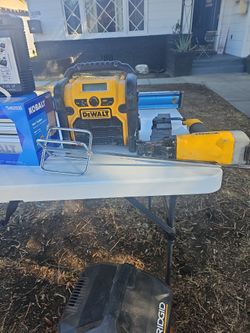 DEWALT