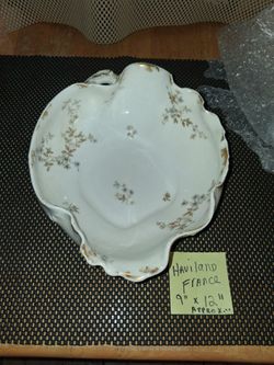 4 awesome vintage bowls.. excellent condition! Must sell has a bundle. All sales final.
