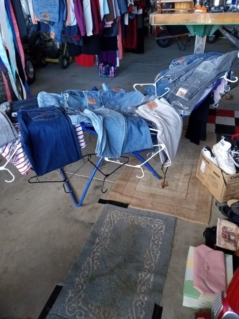 Approximately 30 Pairs Jeans Mostly Levis