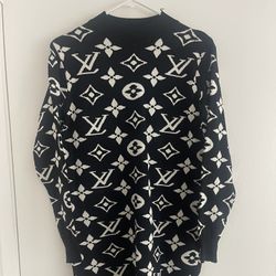 LV Dress Sweater L-XL