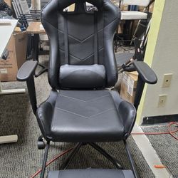 Gaming Chairs 