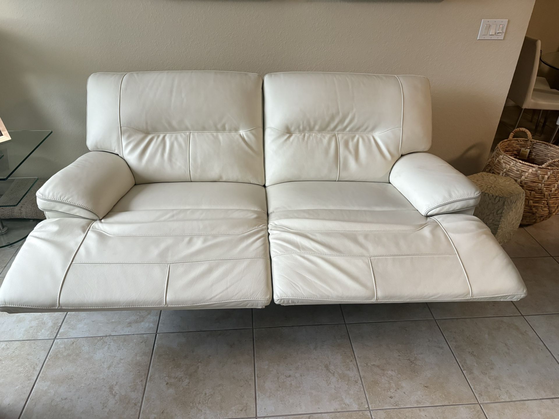 Reclinable Leather Sofa