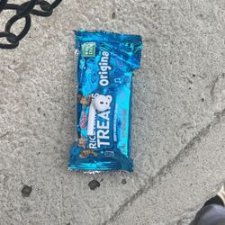 Left Airpod + Rice Krispe