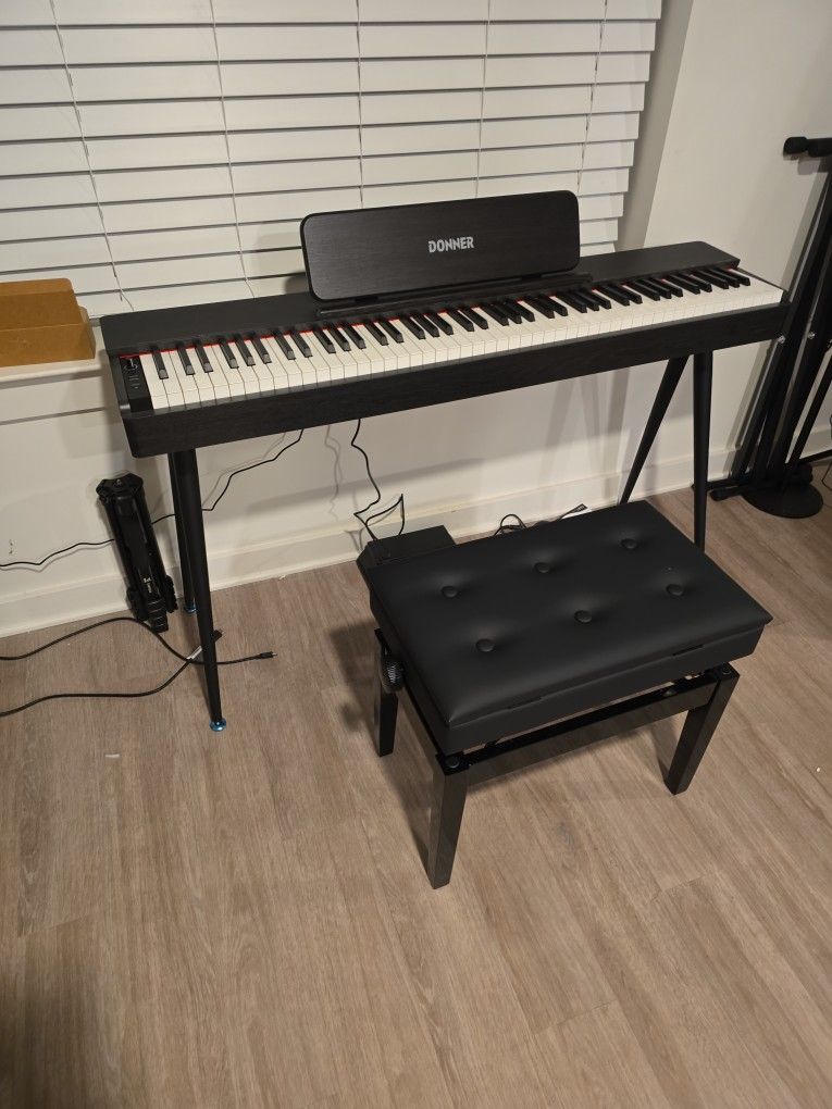 Donner OURA S100 Digital Piano and Bench