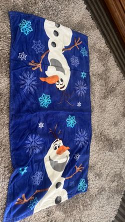 Olaf beach towel