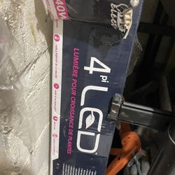 Grow Light New In Box 