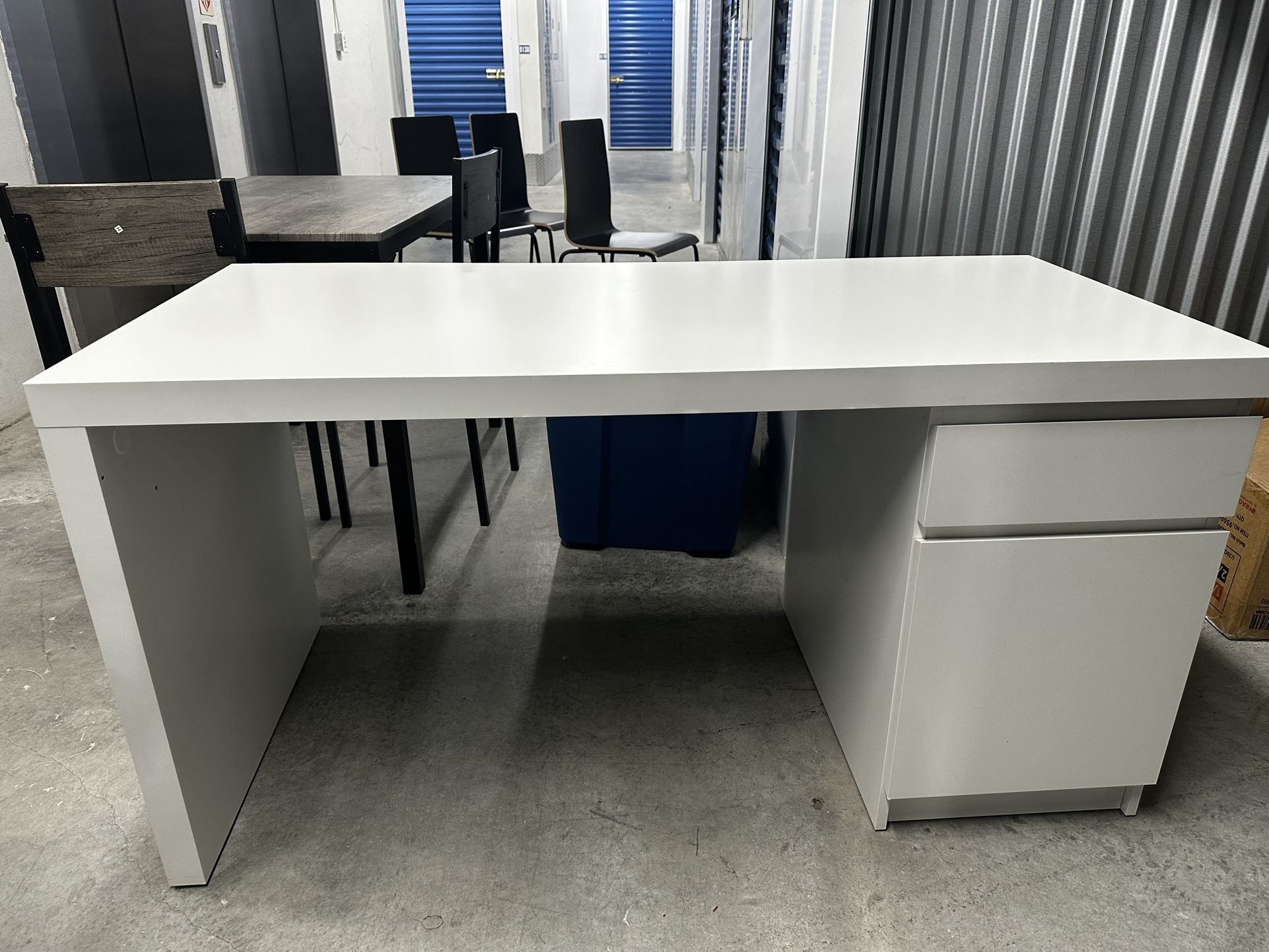 Modern White Office Desk w/ Storage