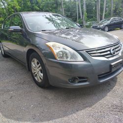 2010 Nissan Altima SL 